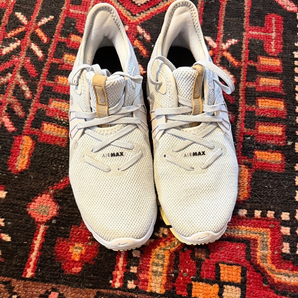 Nike AirMax Light Gray Sneakers